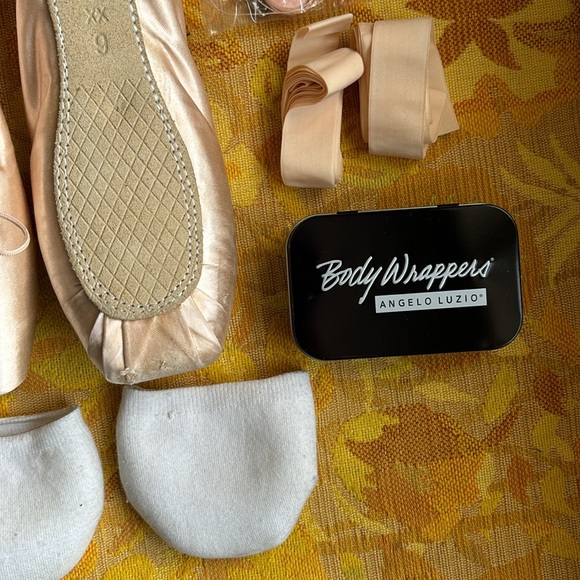 Grishko New Pink Pointe Ballet Shoes - Picture 5 of 16